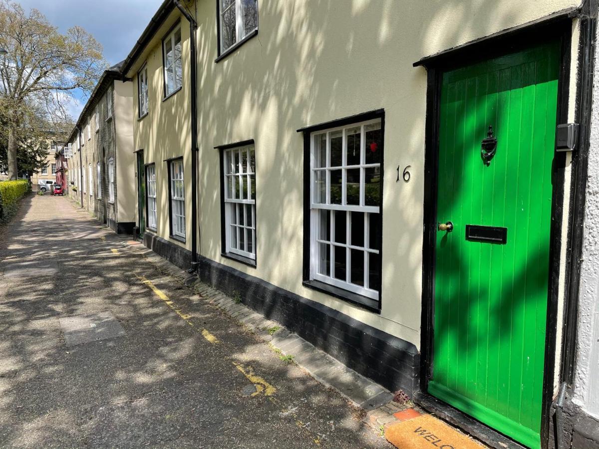 Charming Town Centre Character Cottage With Parking สโตว์มาร์เก็ต ภายนอก รูปภาพ