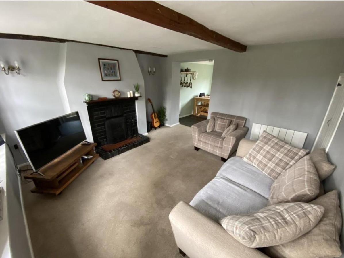 Charming Town Centre Character Cottage With Parking สโตว์มาร์เก็ต ภายนอก รูปภาพ