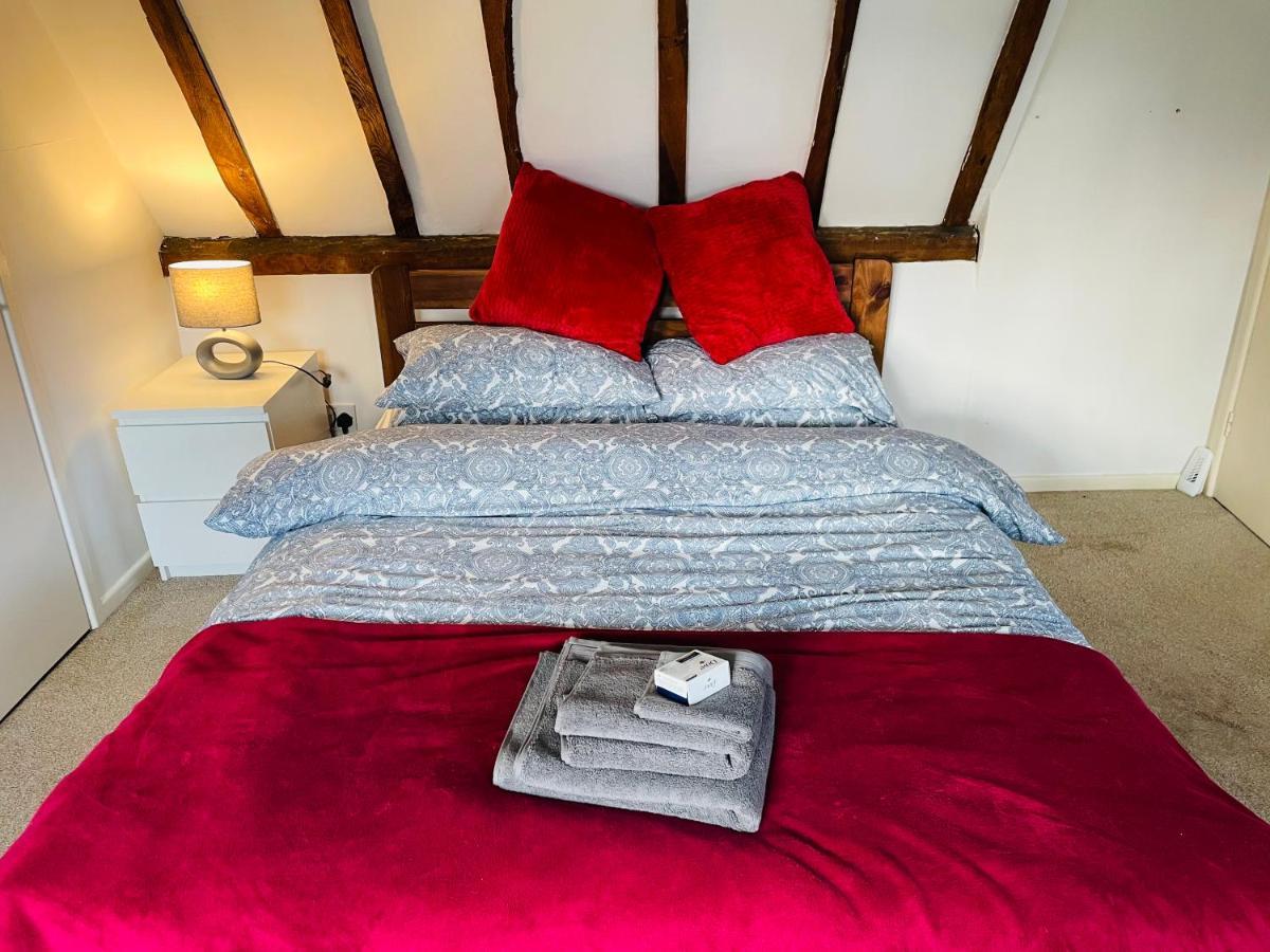 Charming Town Centre Character Cottage With Parking สโตว์มาร์เก็ต ภายนอก รูปภาพ
